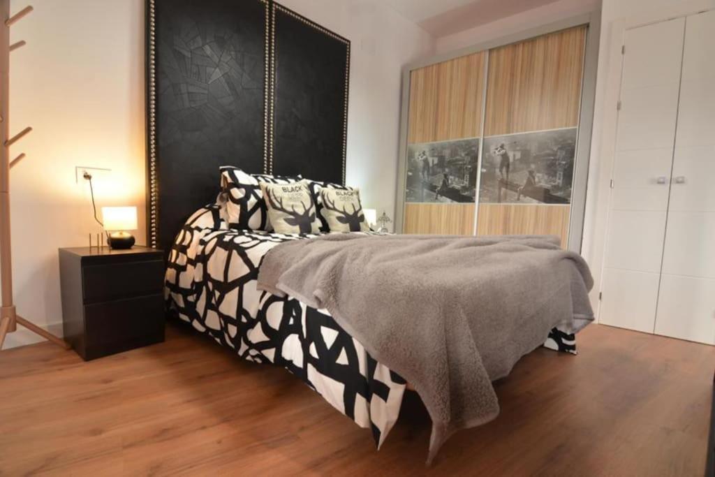 Luna'S Home. Precioso Loft En בויויוס פר דל קונדדו מראה חיצוני תמונה